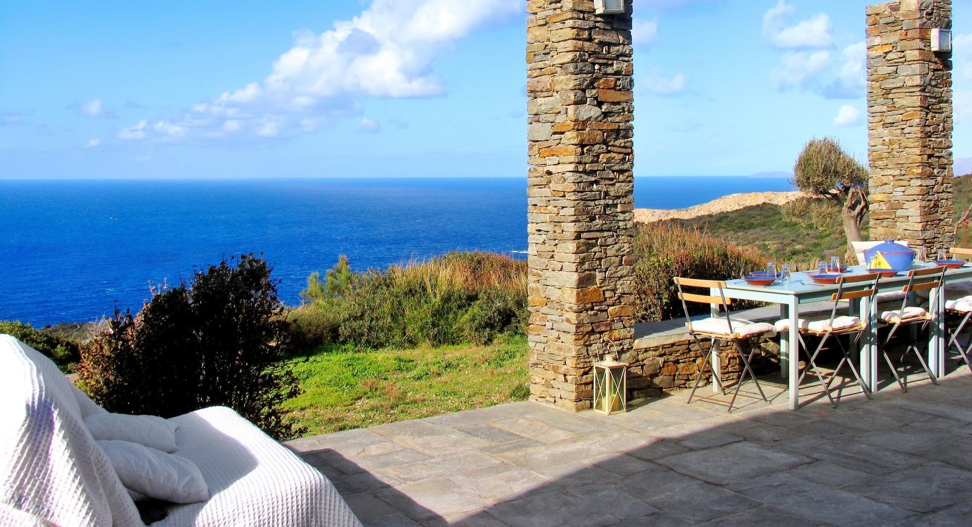 Luxurious 3-Bedroom Villa And Guest House Overlooking The Aegean Sunse Cherronisos  Extérieur photo